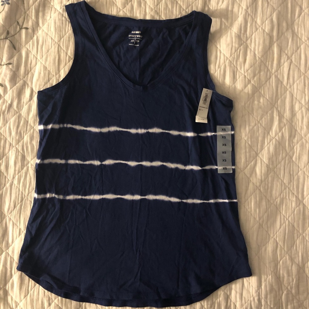 🎉NWT Old Navy tank top